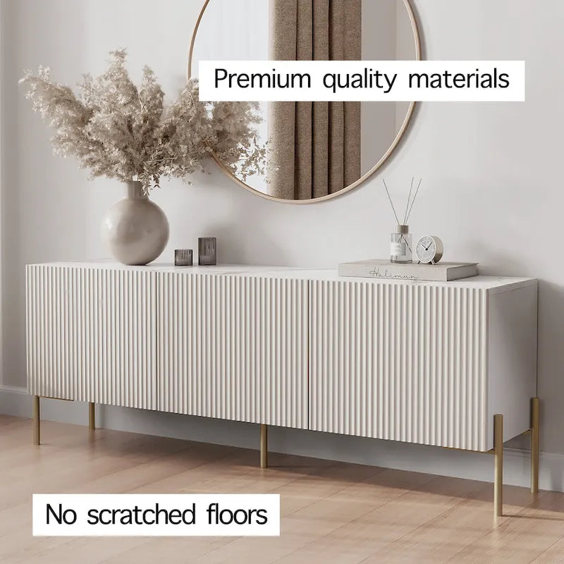 Consola/Mueble de TV beige con patas de metal – Diseño art déco, para televisores de hasta 65 pulgadas.