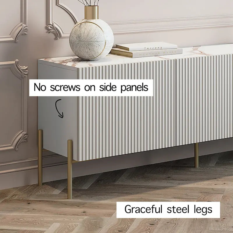 Consola/Mueble de TV beige con patas de metal – Diseño art déco, para televisores de hasta 65 pulgadas.