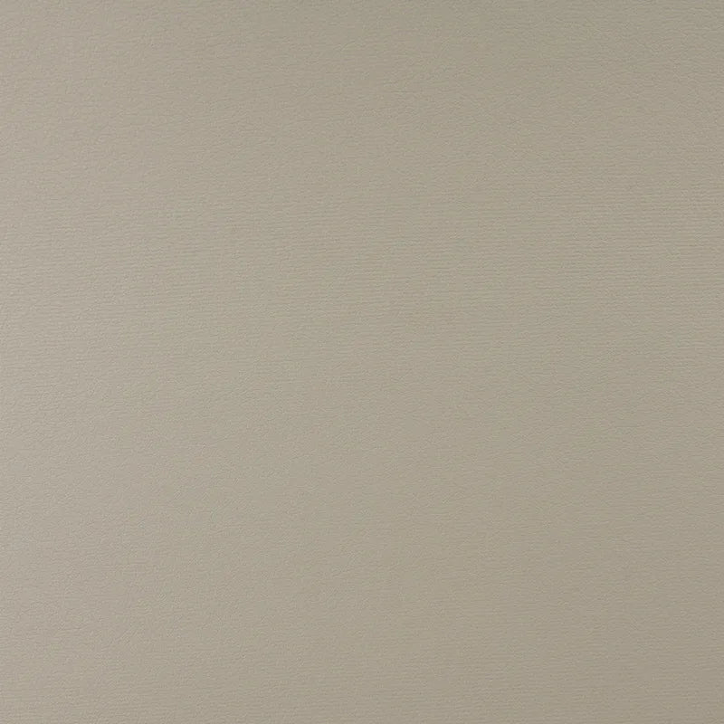 Sillón para invitados de piel sintética y estructura con acabado negro