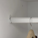 Armario ropero de madera de 63" – Laca blanca, 4 puertas y 2 cajones
