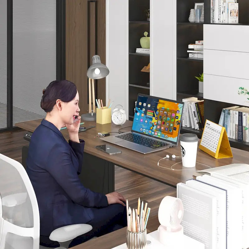Escritorio de oficina de altura ajustable de 63" – Ergonómico para sentarse y levantarse con almacenamiento